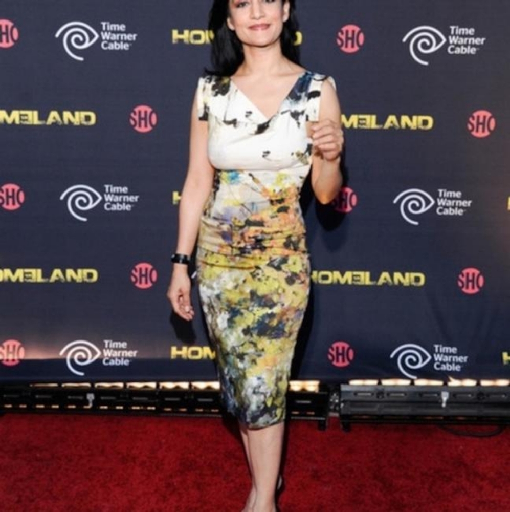 Black Halo Jackie o cocktail sheath dress